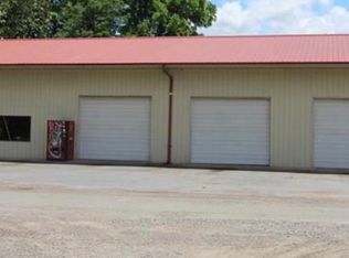 937 Rhea Rd, Mountain City, TN 37683