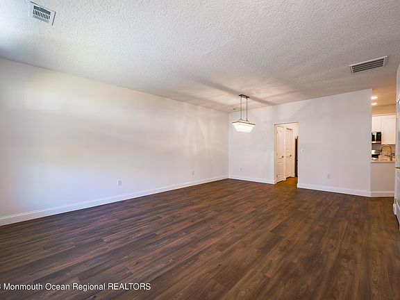 2nd image of 78 Jadelawns Drive