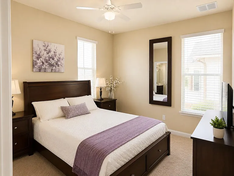 2413 Bowen St — Photo 14