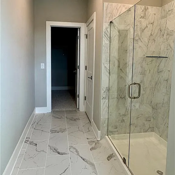 913 Echo Park Dr — Photo 18