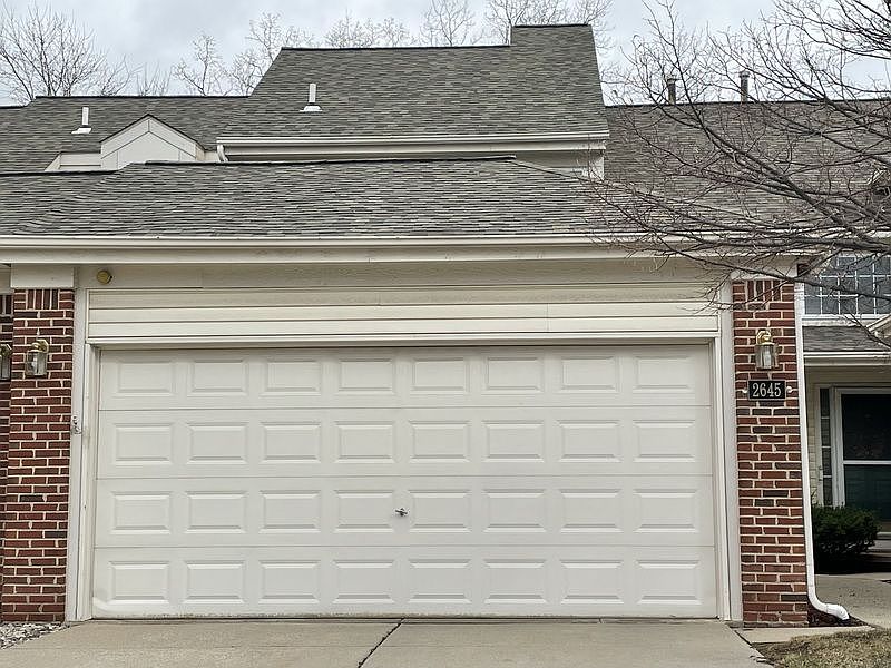 1st image of 2645 Williamsburg Cir