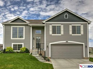 4413 Brook St, Bellevue, NE 68133