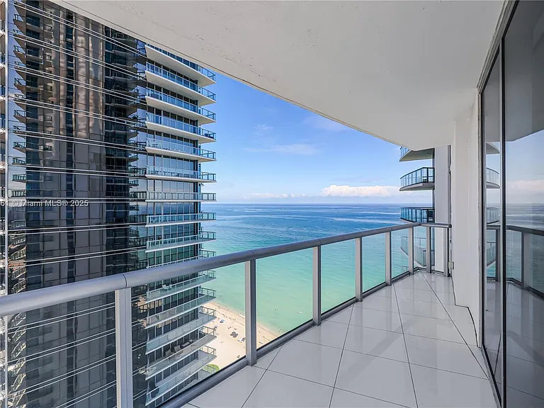 17001 Collins Ave #2508 — Photo 27