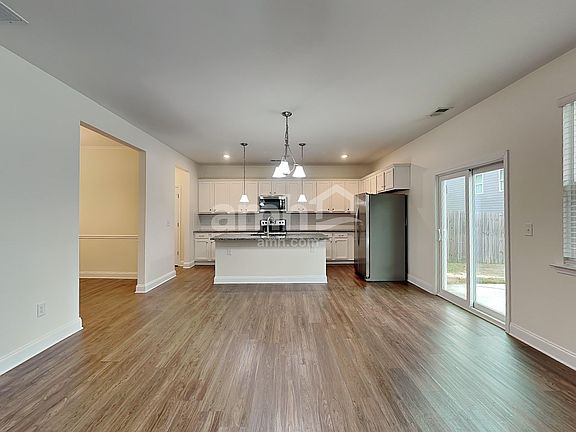 4th image of 1882 Weatherbrook Cir