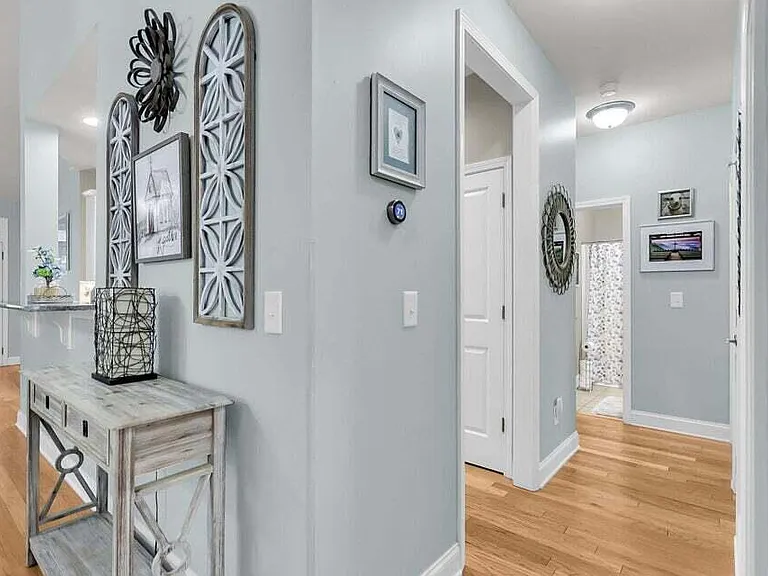 2606 Lohr Dr — Photo 3