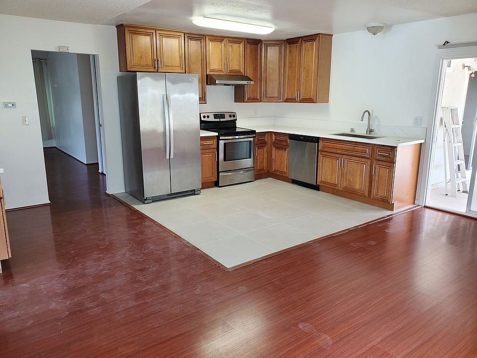 1st image of 16523 Elm Haven Dr