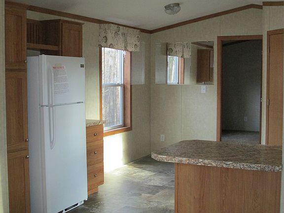 5th image of 709 Ny-29 #31