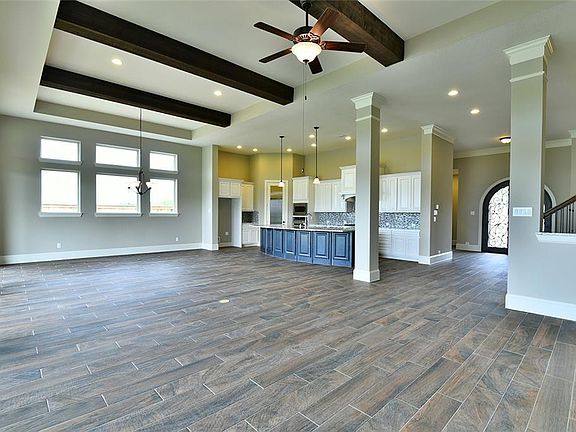 3rd image of 10310 Deerpark Dr