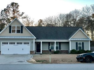 230 Long Neck Dr, Richlands, NC 28574