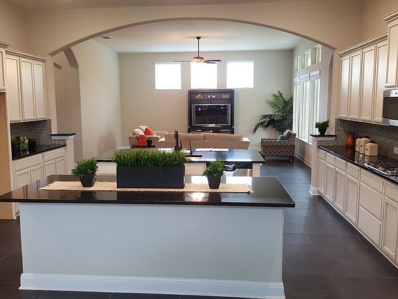 4th image of 2815 Piping Rock