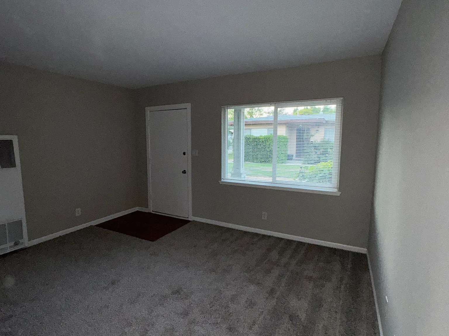 1 bed, 606 sqft, $1,950 — Photo 2