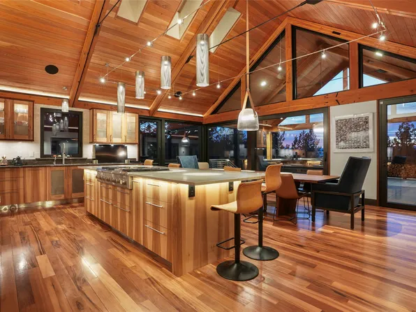 2 Elk Ridge Ct, Missoula, MT 59802