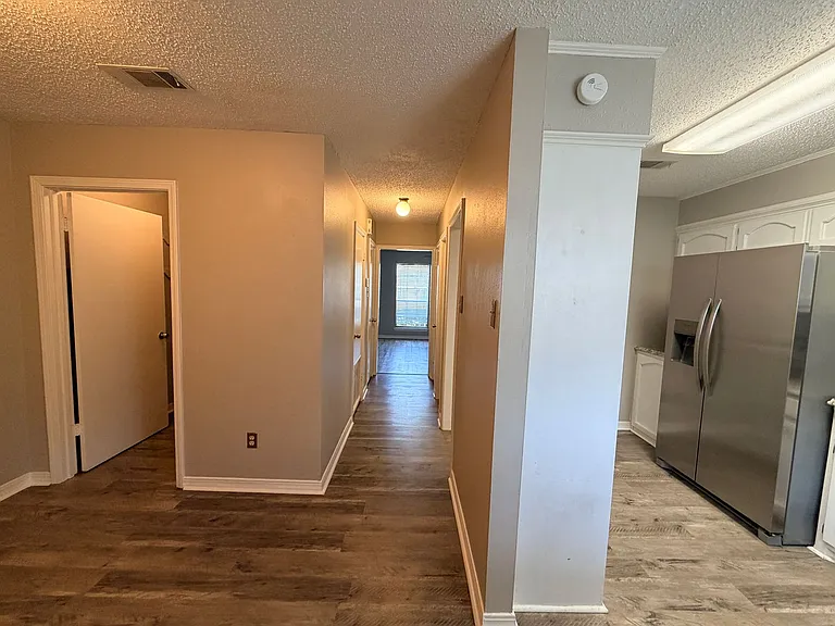 9990 Smugglers Cove Ln — Photo 5