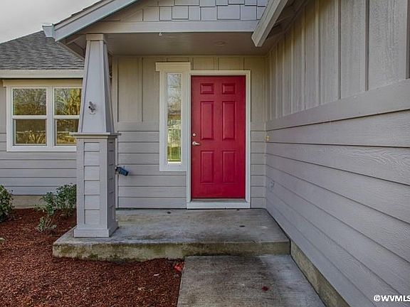 2nd image of 3842 Somerset Dr NE