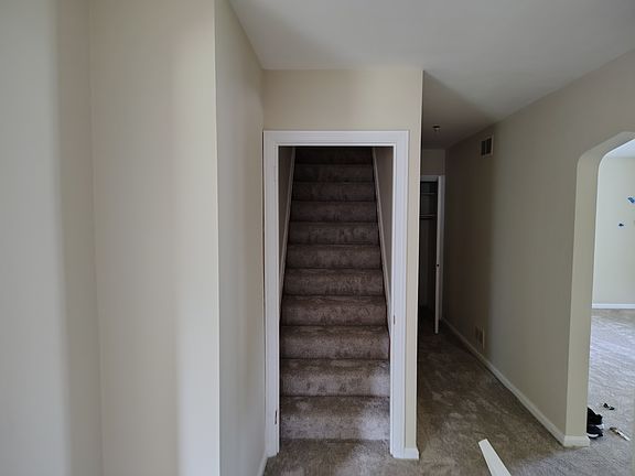 2nd image of 1601 Saint Anthony Dr #1601