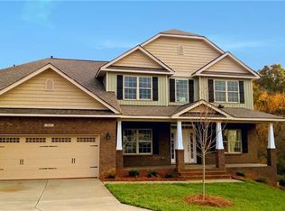 213 Harvest Farm Ct, Mount Holly, NC 28120