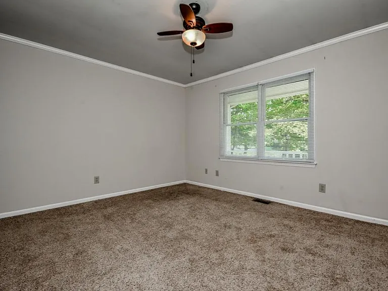 7730 Deer Track Dr — Photo 31