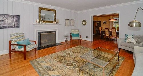 5th image of 405 Walsing Dr