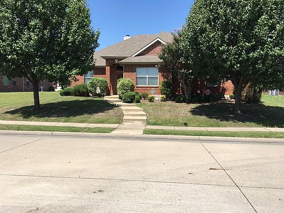 2nd image of 2230 Acacia Dr
