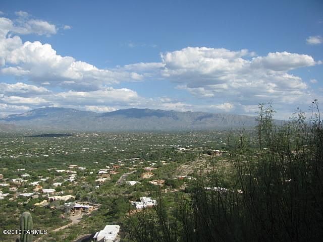1st image of 4702 N Quartz Hill Pl