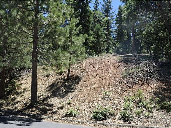 5th image of 1375 La Crescenta Dr