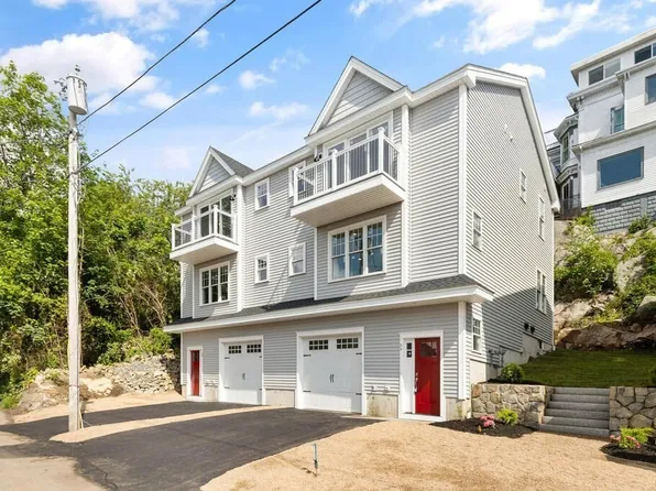 11 Blynman Ave #A, Gloucester, MA 01930