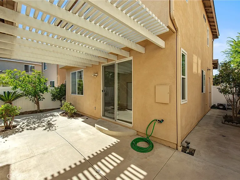 218 Kensington Park — Photo 17