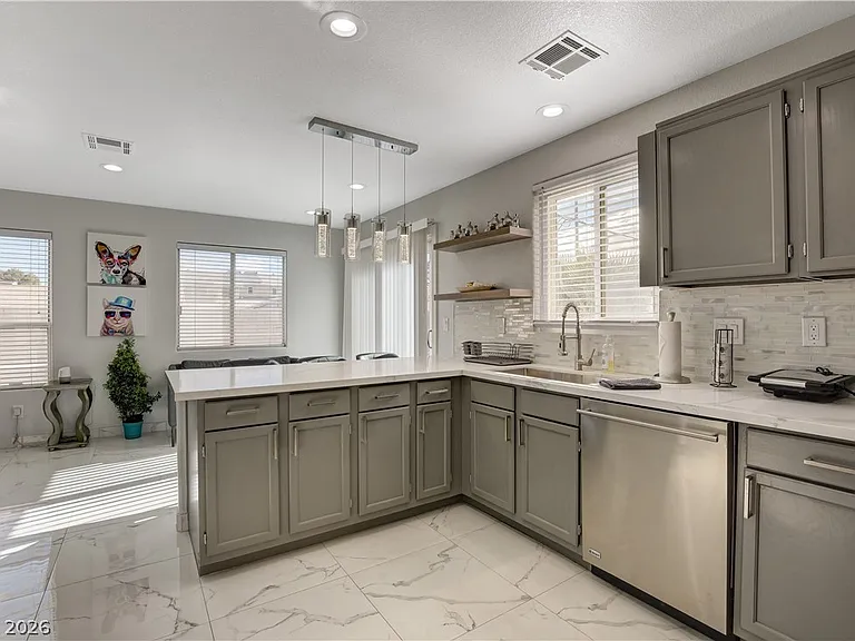 7301 Casa Solar Ct — Photo 7