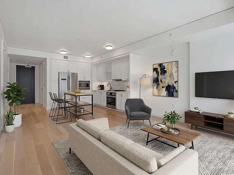 1750 Wewatta St #925L — Photo 6