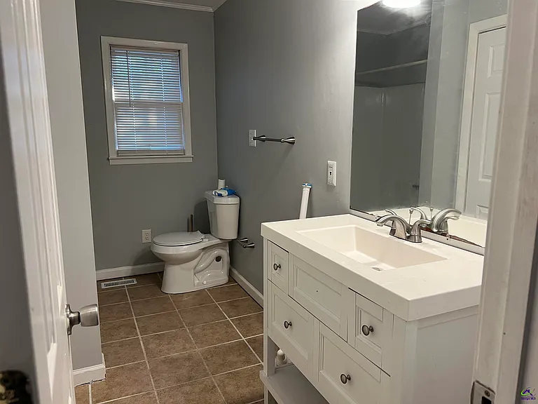 1506 Main St — Photo 8