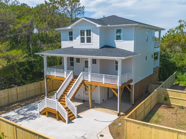 808 S 2nd Street, Carolina Beach, NC 28428