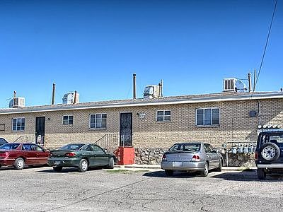 3rd image of 1413 Saint Johns Dr APT 8