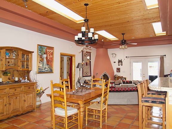 2nd image of 498 Palomita Ct
