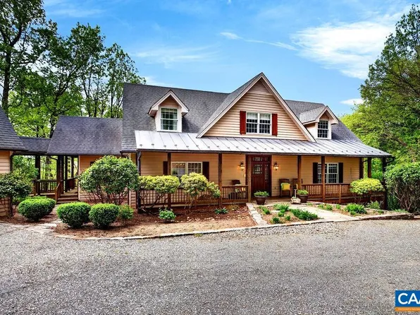 1059 Bryant Mountain Rd, Roseland, VA 22967