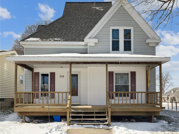 316 Ely St, Walker, IA 52352