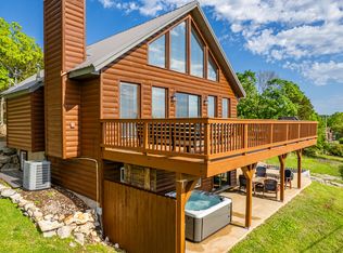 484 White Rockbluff Dr, Branson West, MO 65737