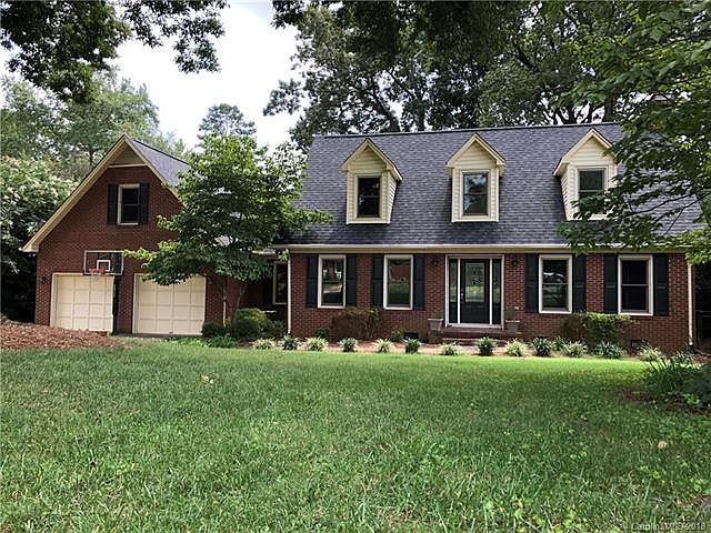 1st image of 3345 Deerwood Dr