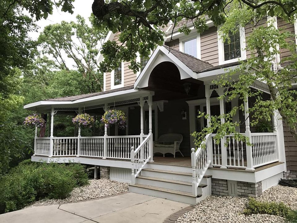 1st image of W323S4224 Grace Ct