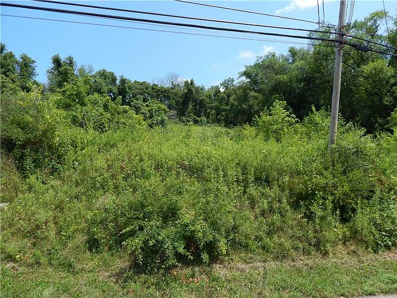 2nd image of 288 McCombs Rd