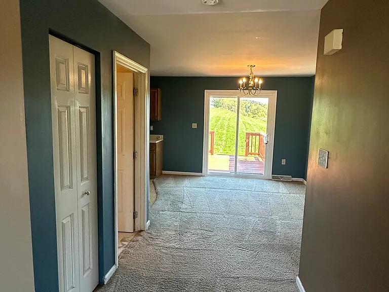 278 Point Cir — Photo 8