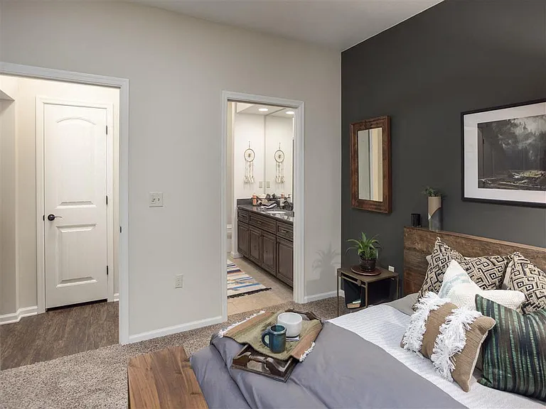 Village at Aspen Place — Photo 24