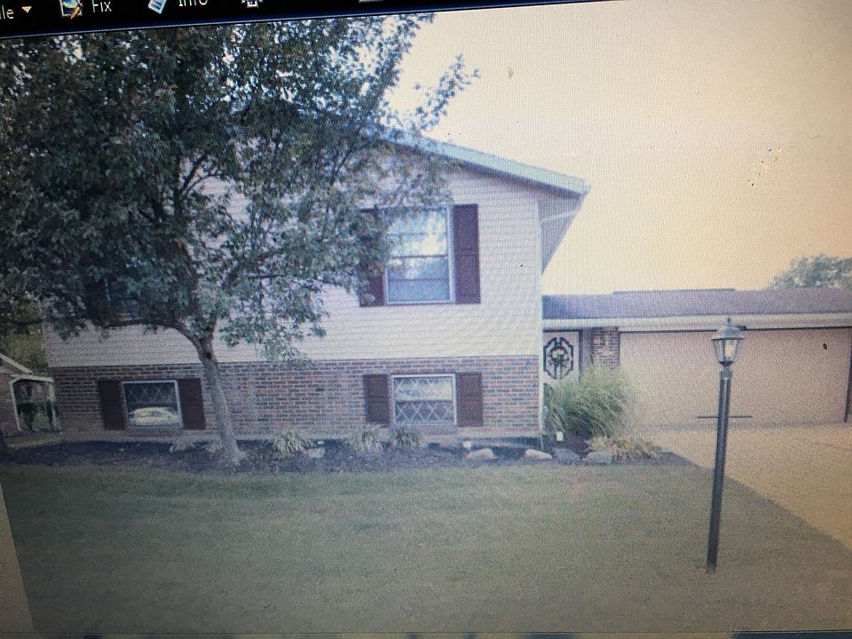 1st image of 2343 Armstrong Dr