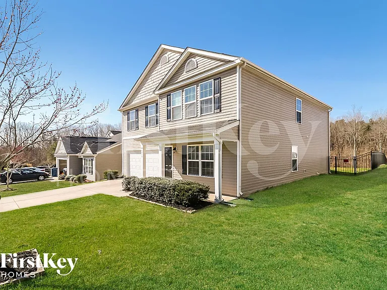 6618 Glenville Dr — Photo 2