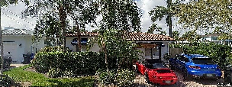 2nd image of 605 Flamingo Dr
