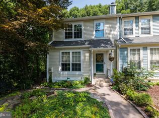 8902 Stonebrook Ln, Columbia, MD 21046