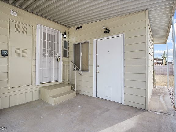 4th image of 4955 Ridge Ave