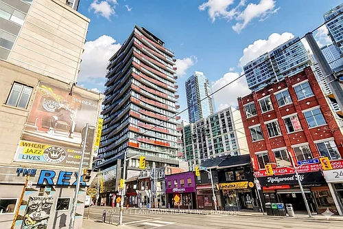 215 Queen St W Photo 1