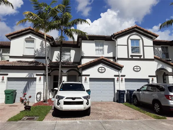 (undisclosed Address), Miami, FL 33178
