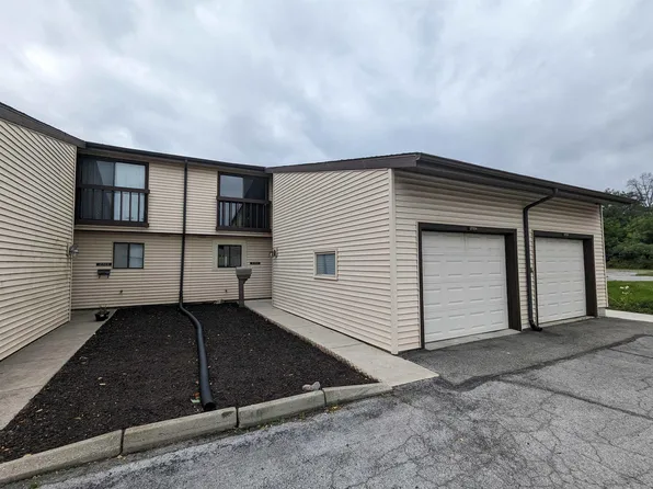 2104 Bayside Ct, Fort Wayne, IN 46804