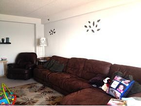 3rd image of 136 Beach 117 St #Penthouse 8h